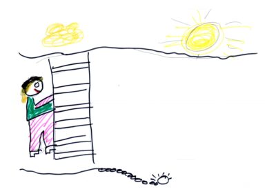 Mae menyw sy’n gwenu yn dringo ysgol tuag at yr haul. Mae hi wedi gadael pêl a chadwyn ar ei hôl ar waelod yr ysgol.